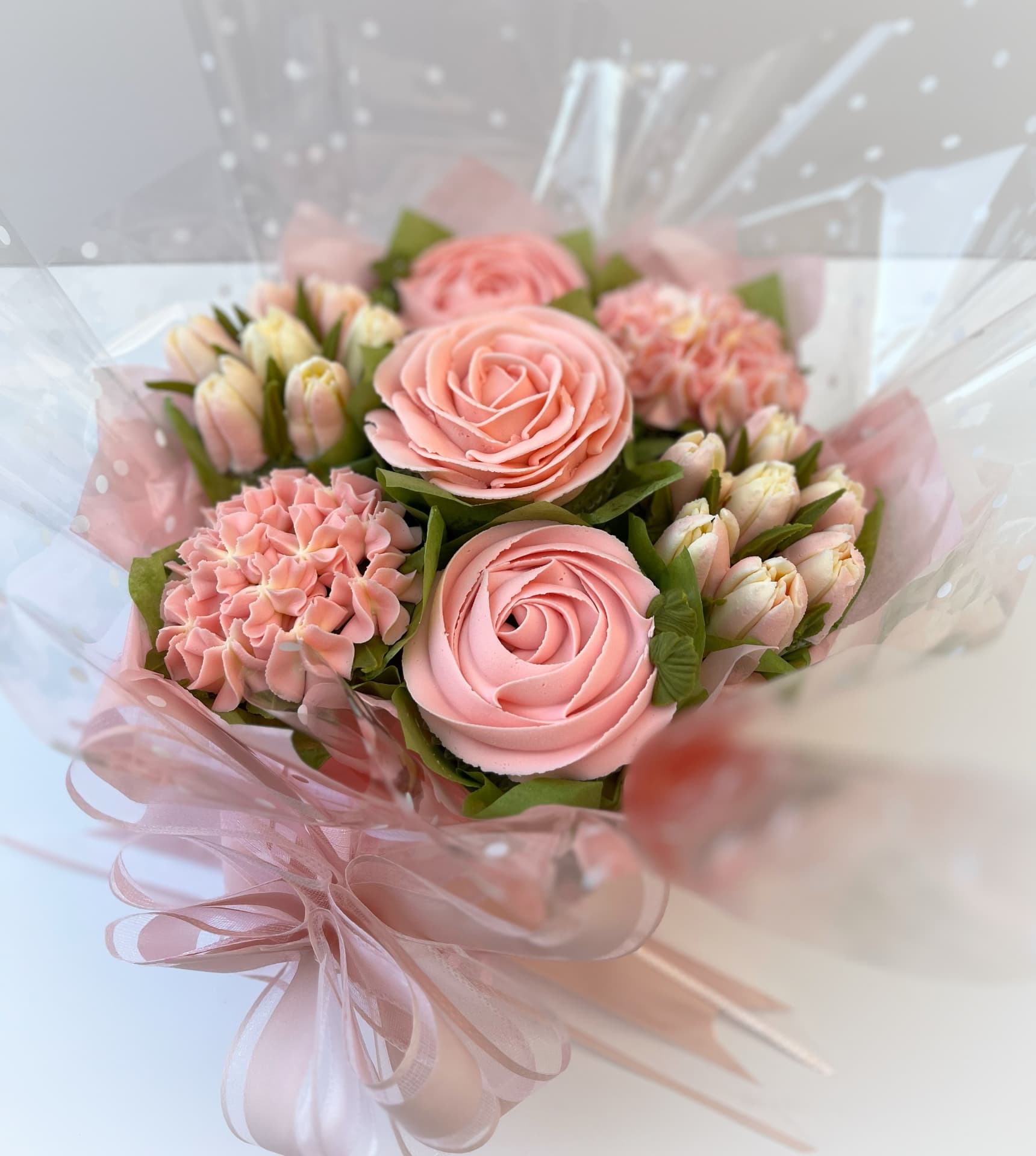 Classic 7-cupcake bouquet in pale pink buttercream flowers