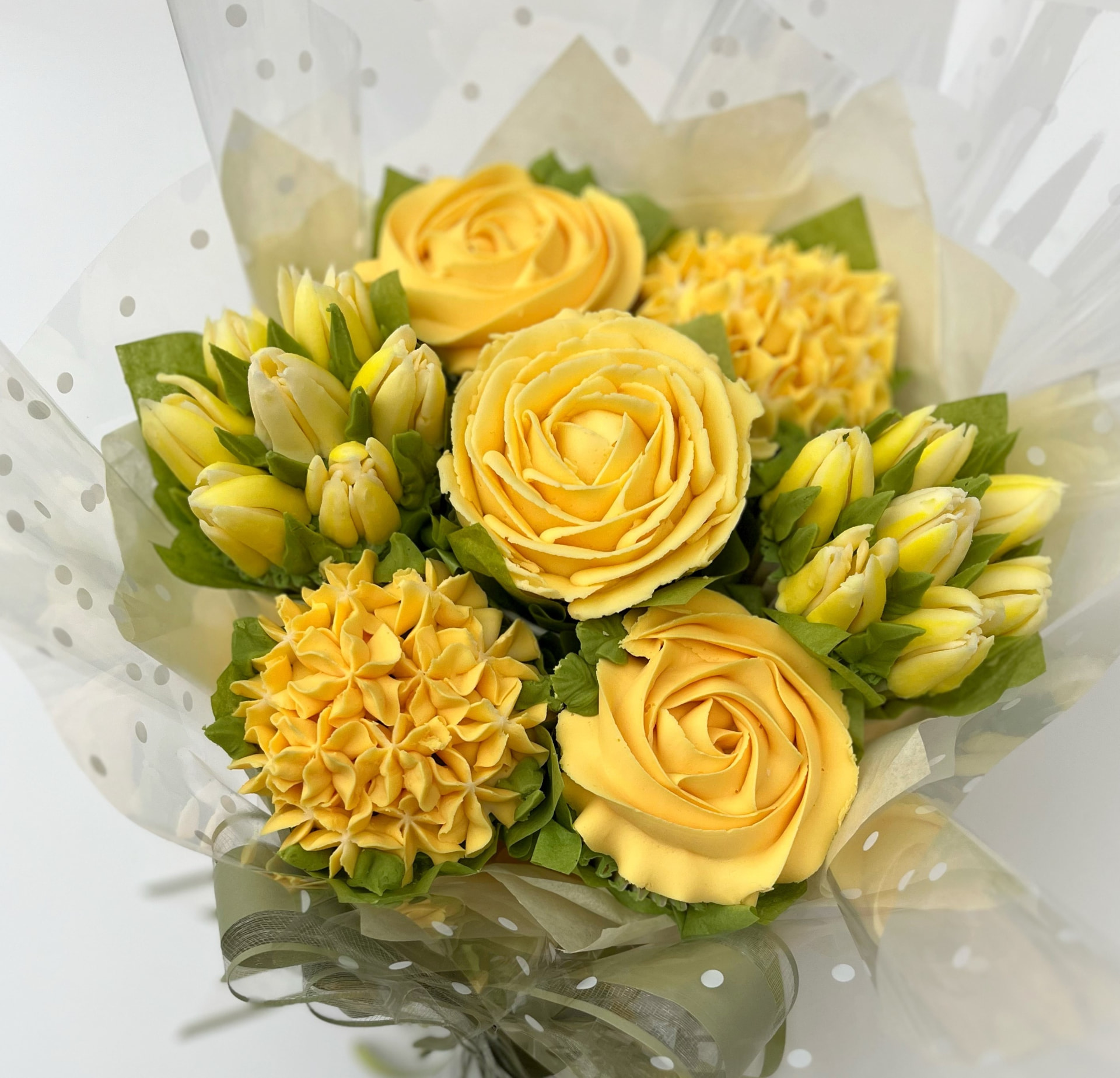 Classic 7-cupcake bouquet in sunshine yellow buttercream flowers